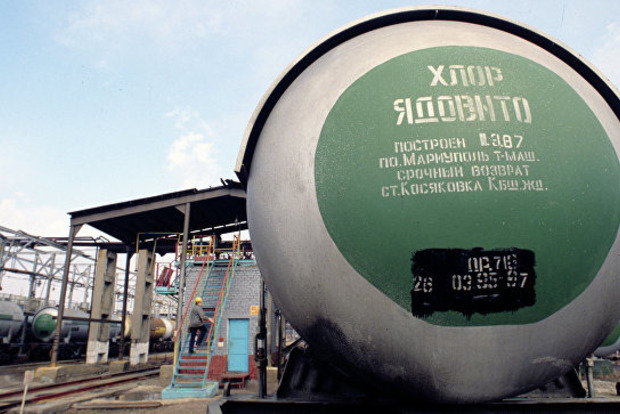 Донбасс - на грани экологической катастрофы: обстрелы повредили резервуары с хлором 