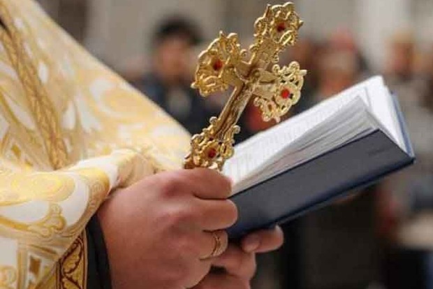 Митрополит русской церкви рассылает присоединившимся к ПЦУ священникам «смс» с угрозами