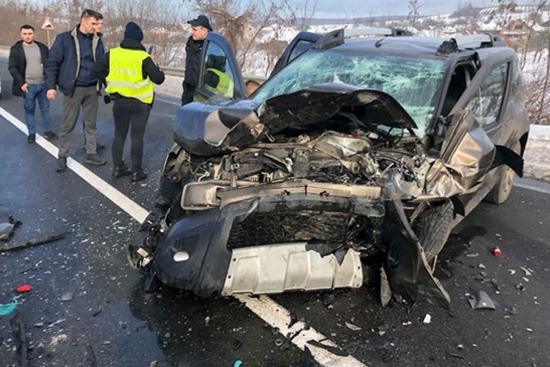Машины побились всмятку. Масштабное ДТП заблокировало трассу Киев - Чоп