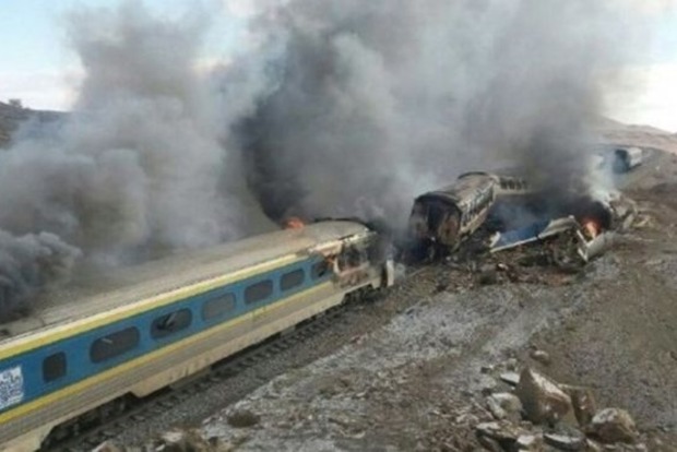 Количество жертв железнодорожной катастрофы в Иране превысило 30 человек