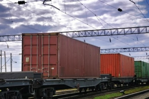 Росія не пропустила 143 вагони з вантажами з України