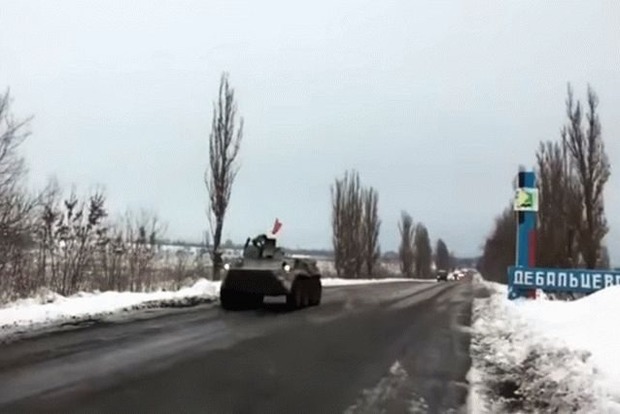 Колона військової техніки із зухвалими терористами покинула Луганськ