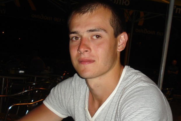 На Херсонщині у ДТП загинув військовий моряк Максим Клусов