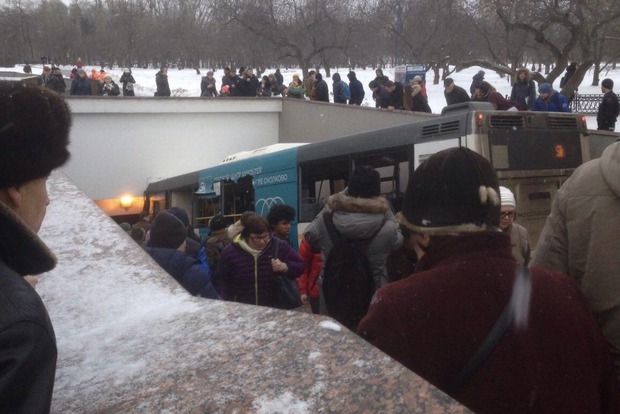 П'ятеро людей загинули у ДТП з автобусом в Москві