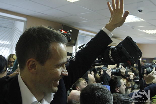  Нардепы хотят взять Саакашвили на поруки