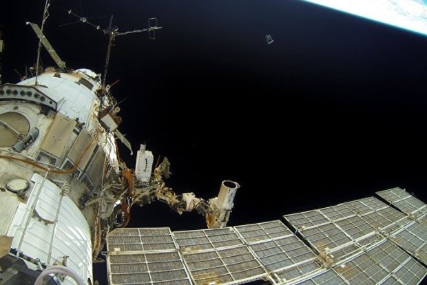 Скандал на МКС: Космонавт продырявил корабль, чтобы скорее вернуться домой