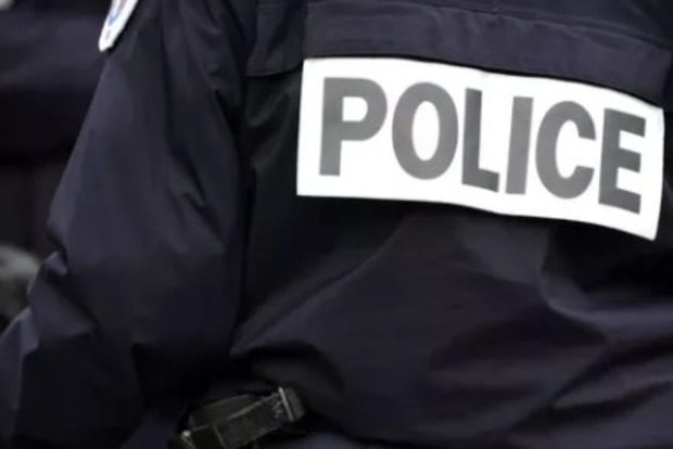 После теракта в Ницце: во Франции неизвестный напал с ножом на полицейских, в консульстве страны в Саудовской Аравии ранен охранник