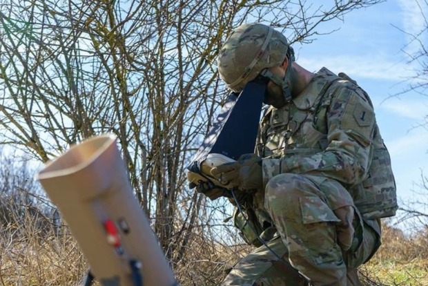Украинские военнослужащие продолжают обучение работе с западными образцами военной помощи