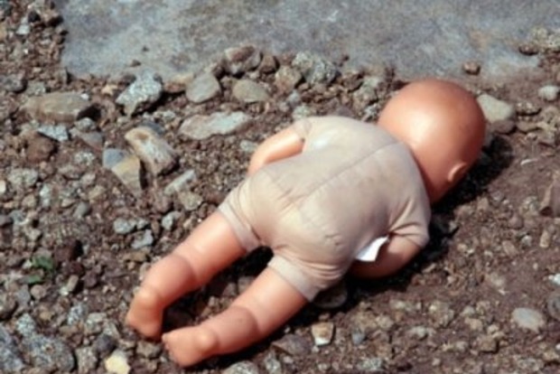 Мертвая и без органов: На Закарпатье распостраняются слухи об убийстве ребенка