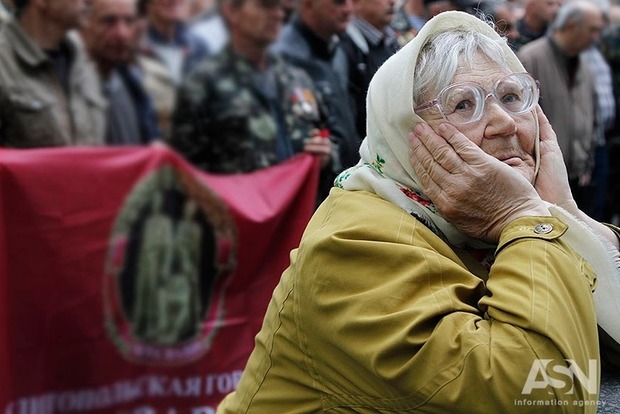 На сколько живут пенсионеры в Украине