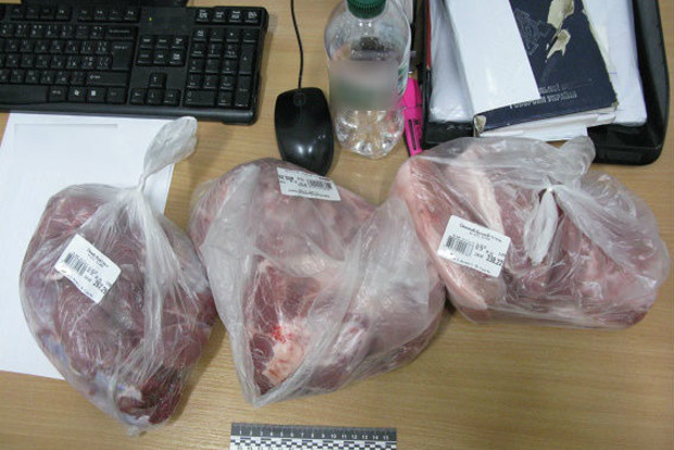 Из супермаркета в Киеве женщина пыталась украсть свинины на 1 тысячу гривен