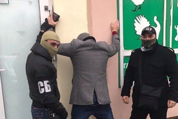 Инспектор КП «Киевблагоустройство» задержан на взятке
