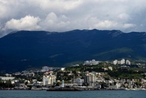 «Власти» Крыма сносят жилые комплексы в Ялте