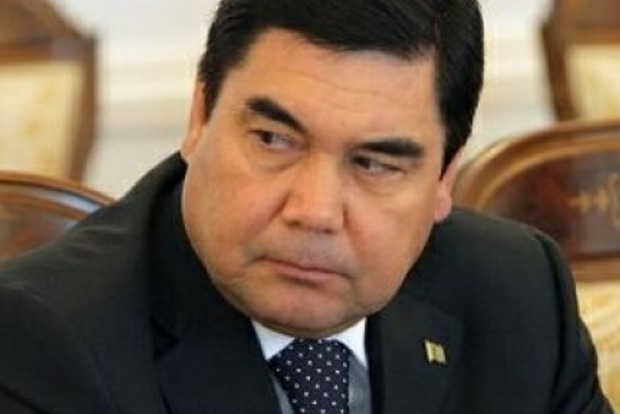 Президент Туркменистана обеспечил себе пожизненное президентство