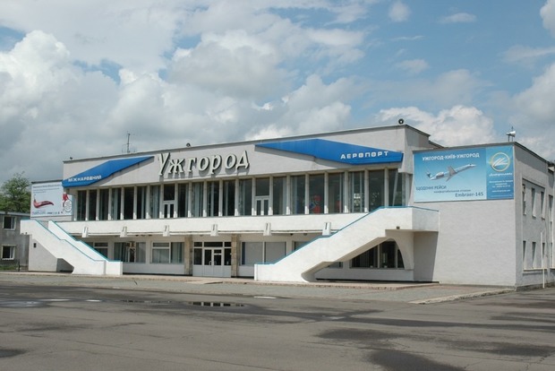 Ужгородський аеропорт найближчим часом зможе приймати великі Боїнги і Аеробуси