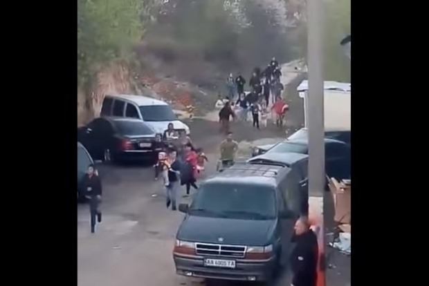 З'явилося відео погрому циганського табору на Лисій горі