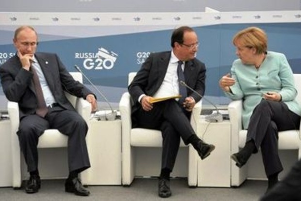 Олланд и Меркель не захотели проводить трехстороннюю встречу с Путиным