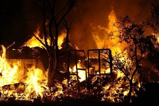 У 128 пожежах загинули три людини