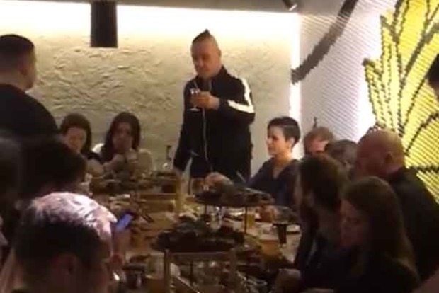 Фронтмен Rammstein Тілль Ліндеманн був помічений у київському ресторані