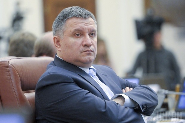 Аваков предлагает закрыть в Украине Сбербанк РФ за признание «паспортов ДНР»