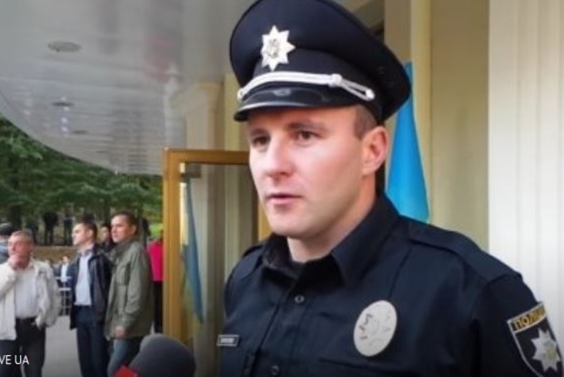 Во Львове командир патрульной роты избил своего подчиненного: начато служебное расследование