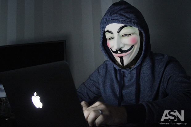 Хакери вкрали військову інформацію в Україні