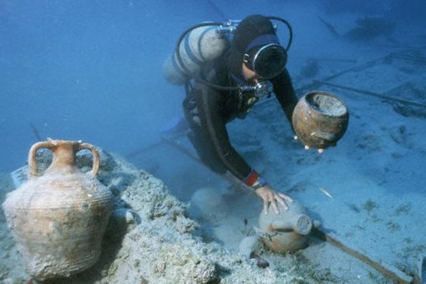 На дне Персидского залива археологи нашли древние консервы