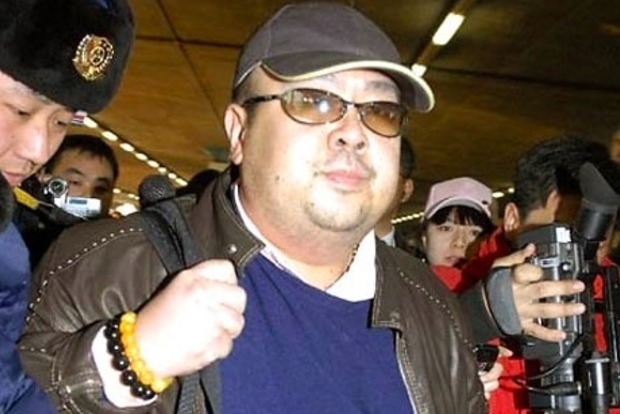 Брату Ким Чен Ына набросили на голову отравленный платок - полиция