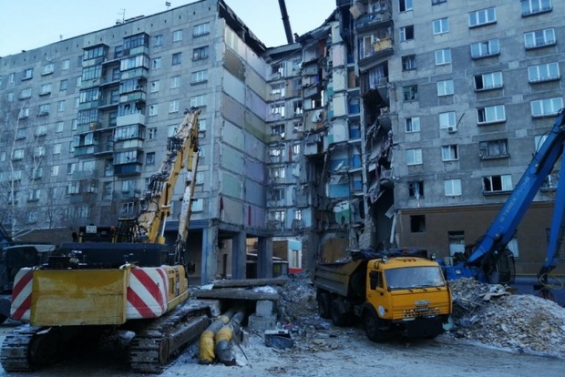 Трагедія в Магнітогорську: число жертв обвалення постійно зростає