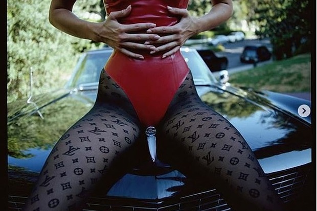 Кендалл Дженнер приголомшує тендітною фігурою в фотосесії для Vogue
