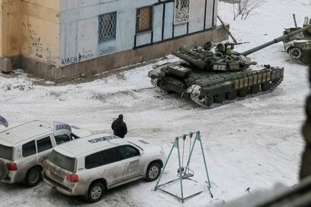 В штабе АТО ответили на обвинения о танках в Авдеевке
