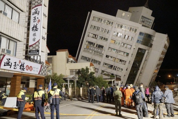 Покосилися будинки: в результаті землетрусу на Тайвані постраждали сотні людей