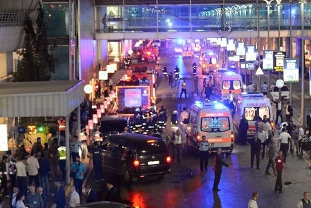 11 россиян обвинили в причастности к теракту в аэропорту Стамбула