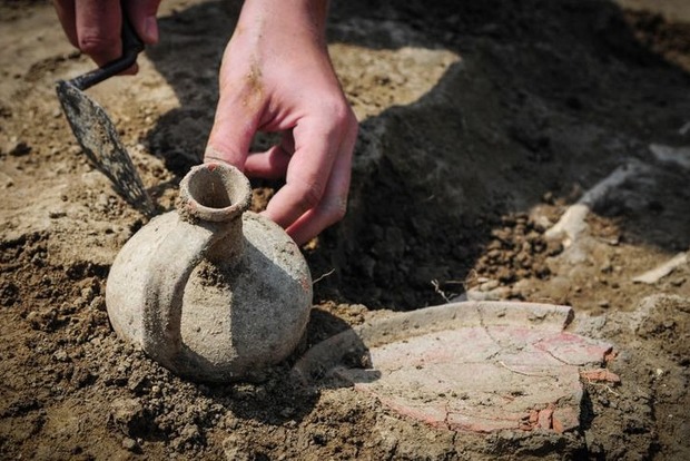 Под Харьковом при раскопках нашли древний курган