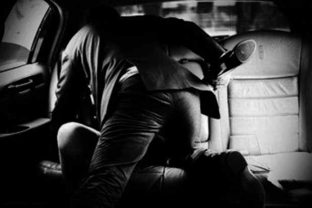 В Мелитополе таксист изнасиловал пассажирку