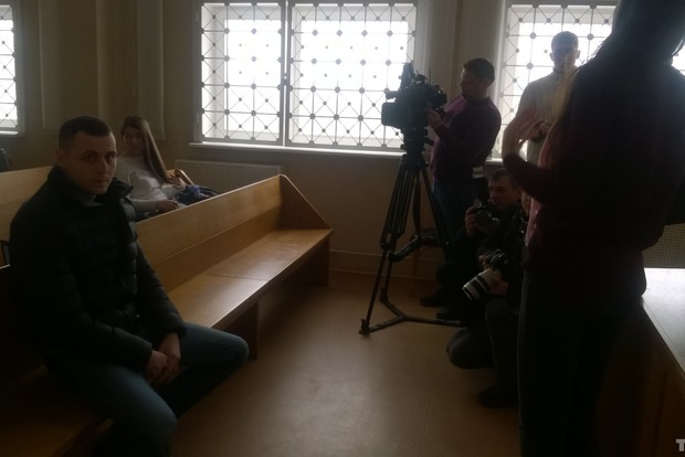 Чоловіка, який влаштував «дрифт» на площі Перемоги в Мінську, засудили до трьох років позбавлення волі
