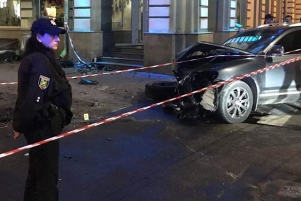 Водій Volkswagen про аварію: «Lexus вилетів нізвідки»