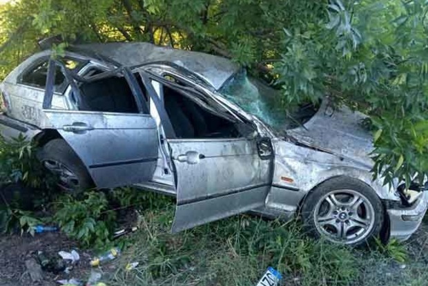 В Запорожье «гонщик» на BMW насмерть сбил маму с ребенком