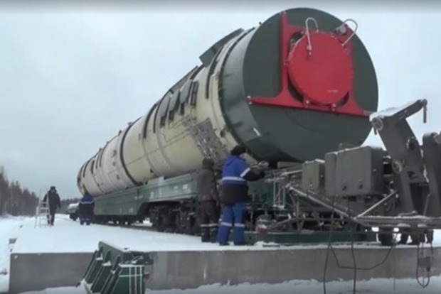 Россияне дали имена хваленым ракетам Путина и положили сайт Минобороны
