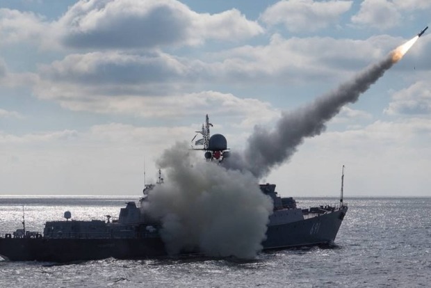 Рашисты держат в море до 40 ракет Калибр на дежурных кораблях