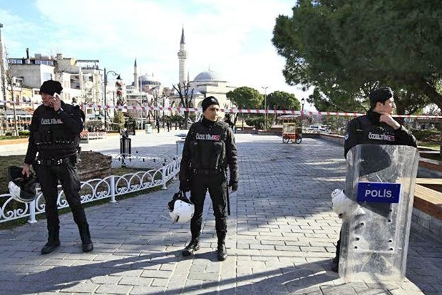 Число жертв теракта в Стамбуле выросло до пяти