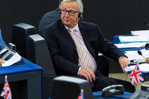 Президент Європейської комісії офіційно закликав Британію повернутися в ЄС