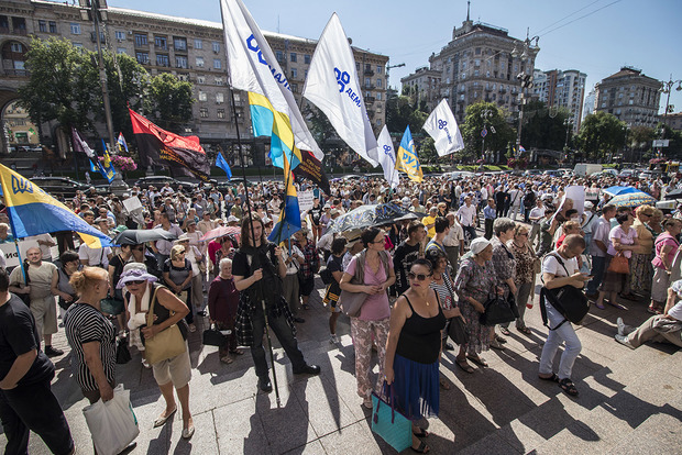 Киевляне протестуют против повышения стоимости проезда и требуют аудита предприятий-перевозчиков