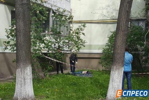 В Киеве из окна выбросился журналист столичного телеканала