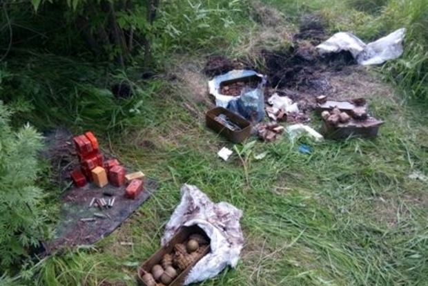 В Донецкой области найден тайник с пятью килограммами тротила