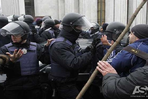 Правоохранительная антиреформа: 2000 жалоб о пытках полицейскими - ни одного тюремного срока