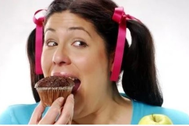 Худые или толстые - ученые рассказали кто получает больше удовольствия от еды