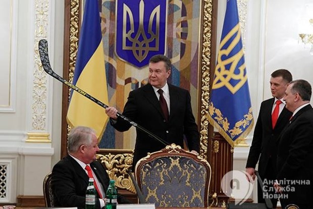 Янукович заявив на Луценка в київську поліцію