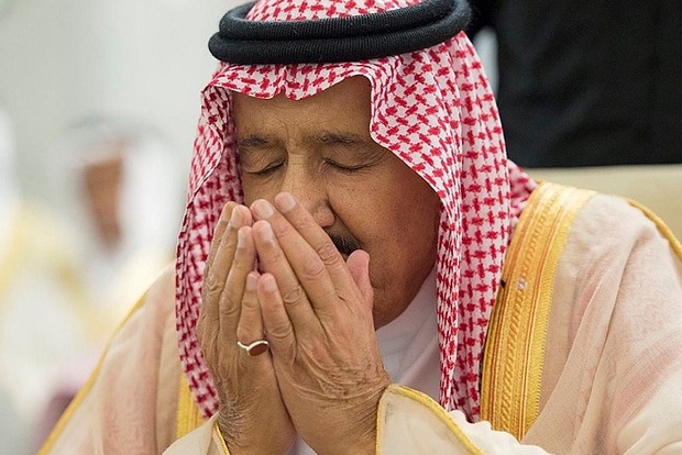 Армія Саудівської Аравії намагалася вбити свого короля. Опубліковано відео