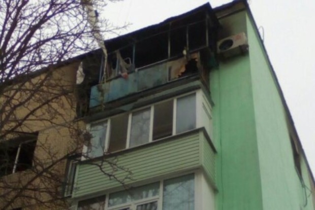 Взрыв баллона на Харьковщине: мужчина погиб, женщину взрывной волной выбросило из окна